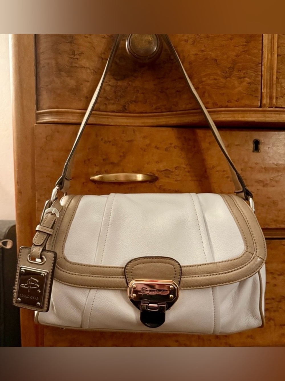 B. Makowsky Tan & White Leather
Shoulder Bag